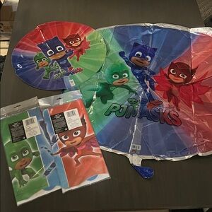 Pj Masks party decor 1 large Mylar balloon, 1 small Mylar ballon & 2 tablecloths